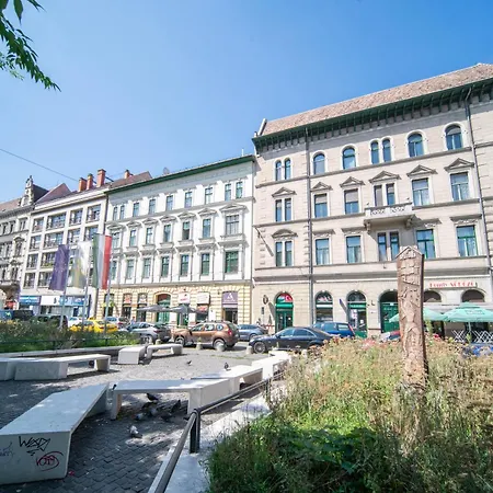 Yellow Sunset * Budapest