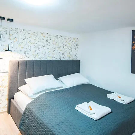 Yellow Sunset Budapest